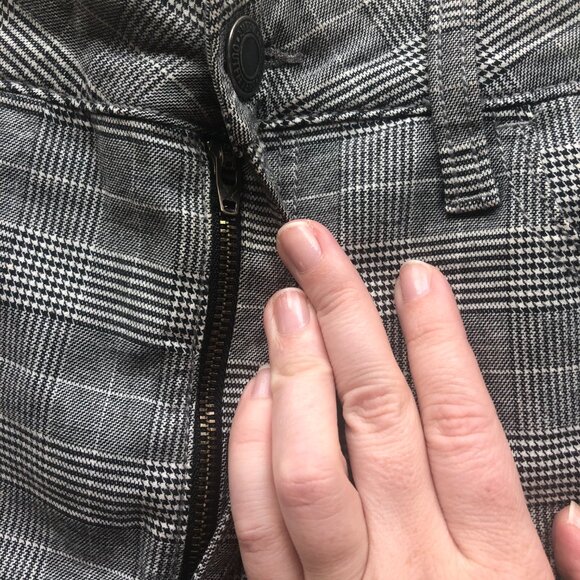 American Eagle Super Hi-Rise Jeggings Gray Plaid Size 6 Regular - Picture 11 of 15